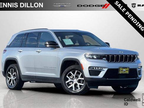 Used 2024 Jeep Grand Cherokee Limited image 1