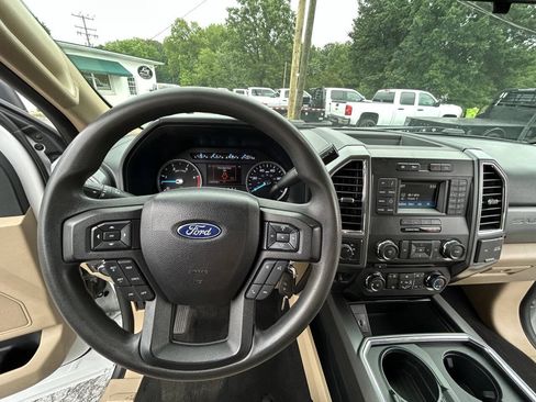 Used 2018 Ford F250 XLT w/ XLT Value Package AWD/4WD image 18