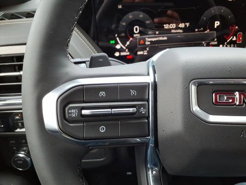 New 2026 GMC Yukon Elevation image 18