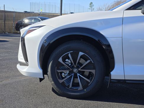 New 2026 Lexus RZ 350e 2WD w/ Convenience Package image 5