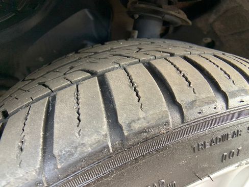 Used 2019 MINI Cooper S image 29