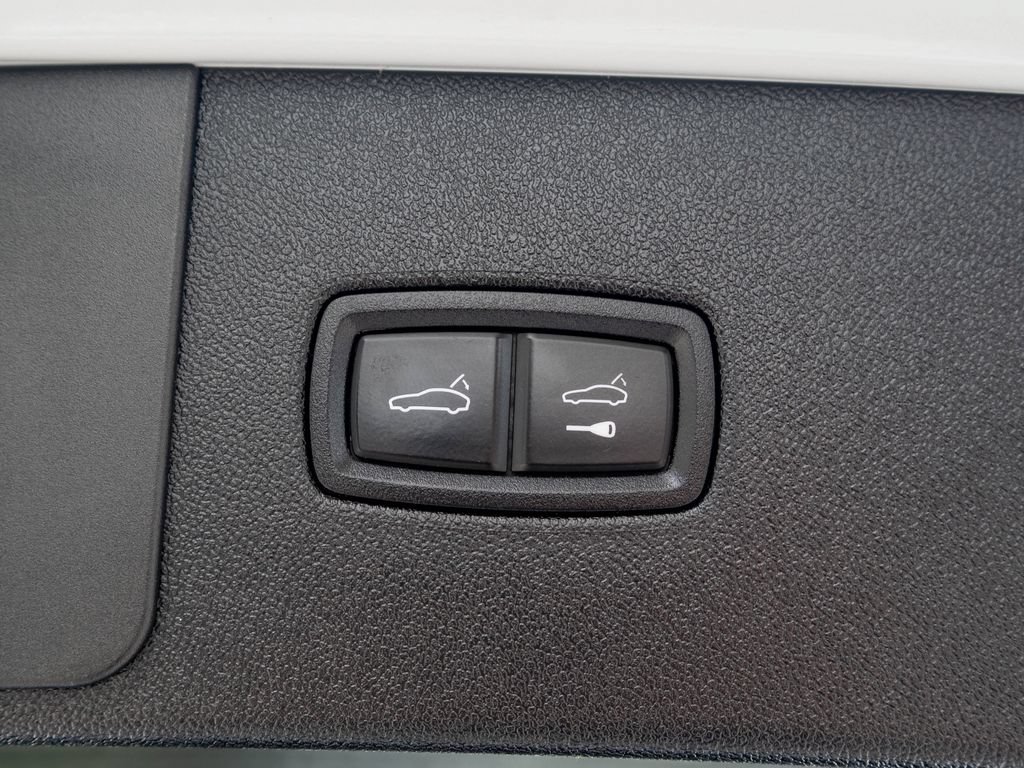 Used 2019 Porsche Cayenne E-Hybrid AWD/4WD image 35