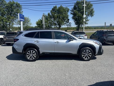 Certified 2024 Subaru Outback Premium AWD/4WD image 20