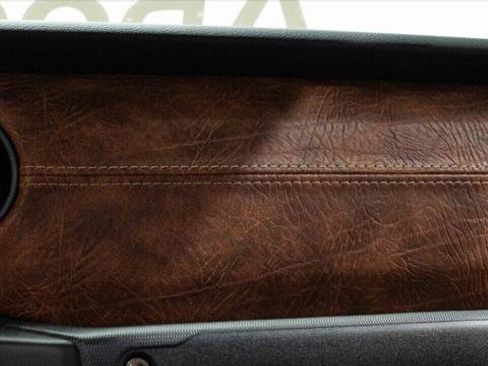 Used 2023 Jeep Gladiator Sport image 31