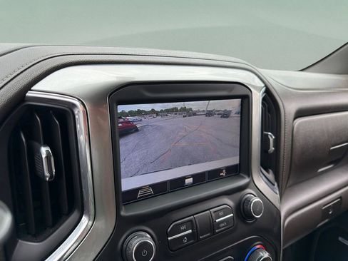 Used 2020 Chevrolet Silverado 1500 RST AWD/4WD image 27