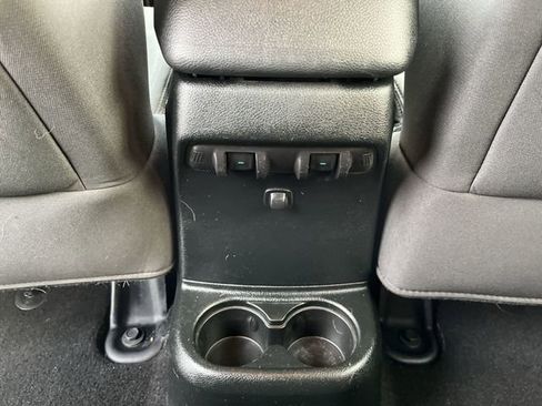 Used 2018 Jeep Wrangler Unlimited Sport S AWD/4WD image 21