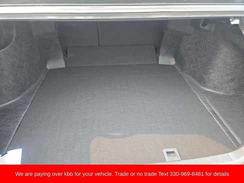 Used 2025 Toyota Camry SE AWD/4WD image 31