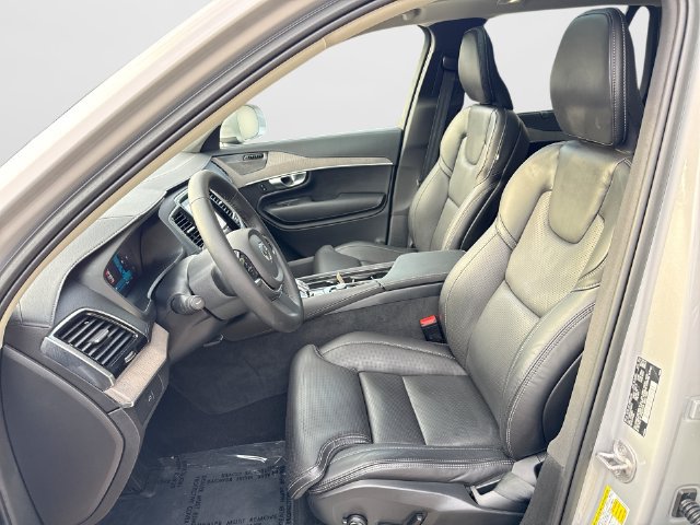 Certified 2023 Volvo XC90 B6 Ultimate w/ Protection Package Premier AWD/4WD image 16