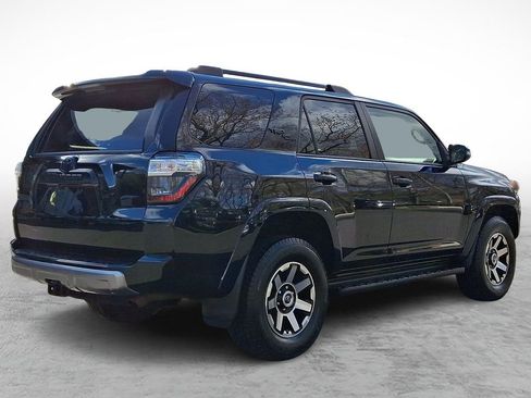 Used 2020 Toyota 4Runner TRD Off-Road Premium w/ Moonroof Package AWD/4WD image 4