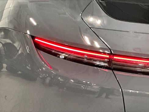 New 2026 Porsche Taycan GTS image 27