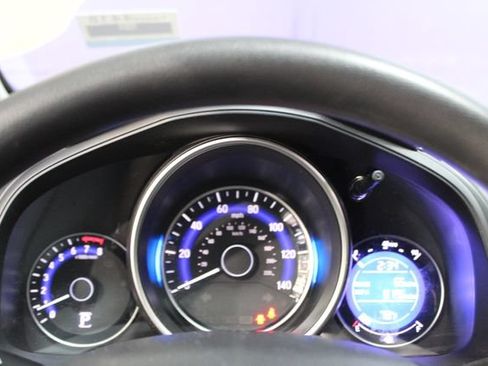 Used 2020 Honda Fit LX image 18