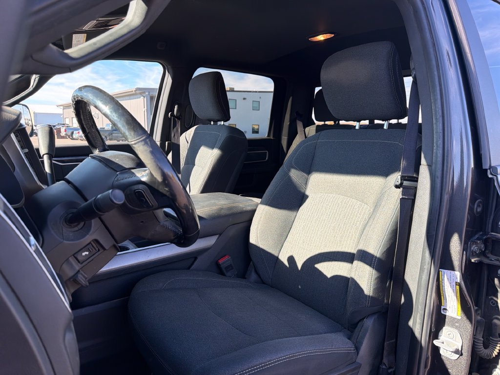 Used 2019 RAM 2500 Big Horn AWD/4WD image 3