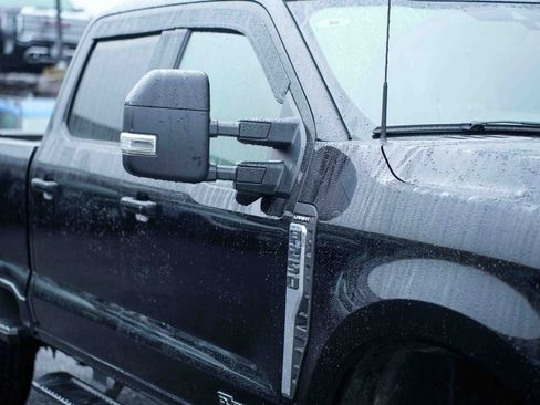 Used 2024 Ford F250 Lariat AWD/4WD image 9