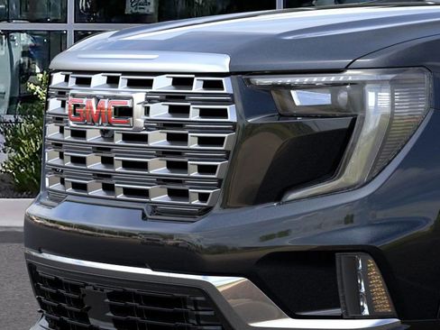 New 2025 GMC Acadia Denali image 13