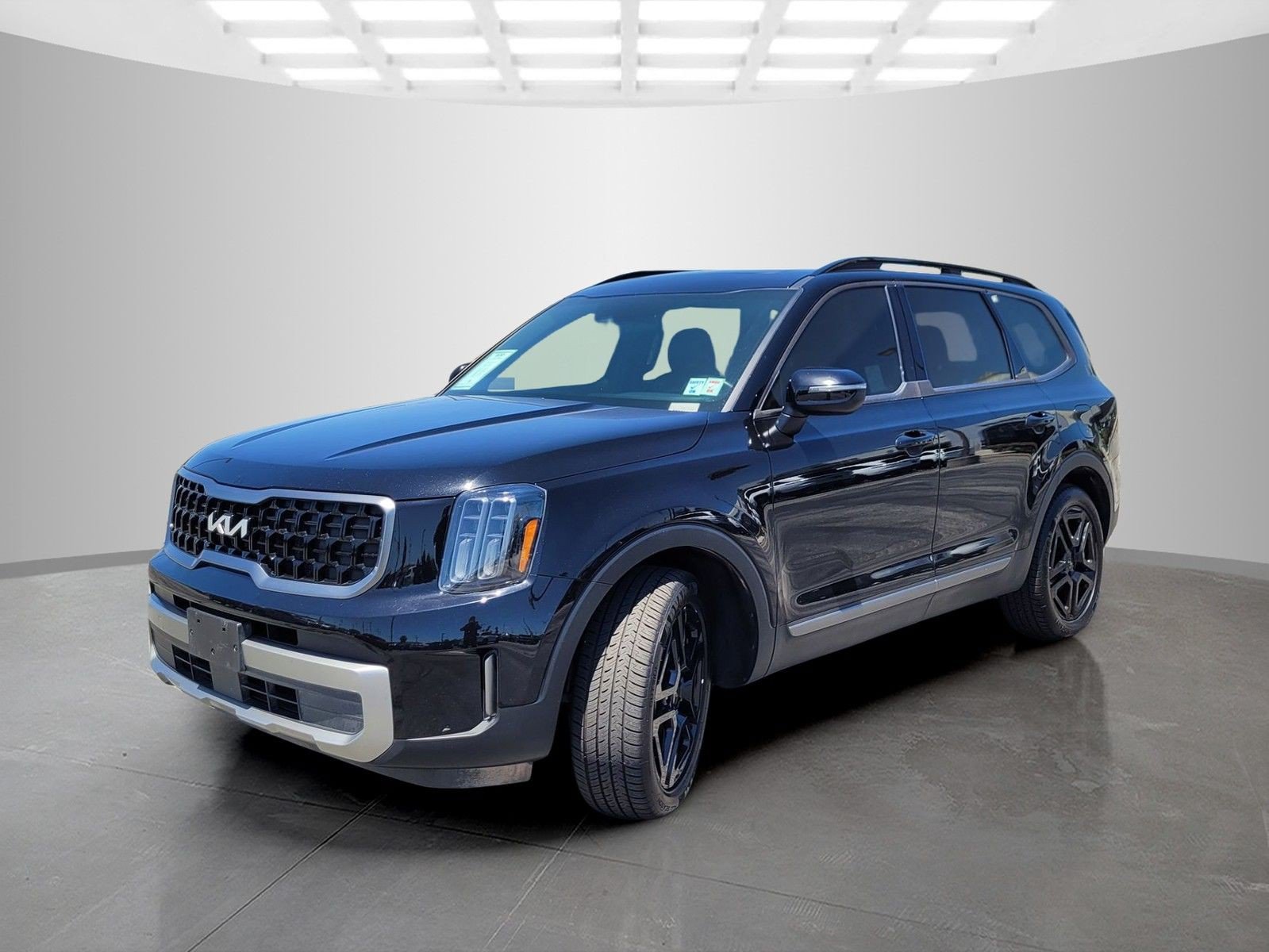 Used 2023 Kia Telluride EX X-Line AWD/4WD image 9