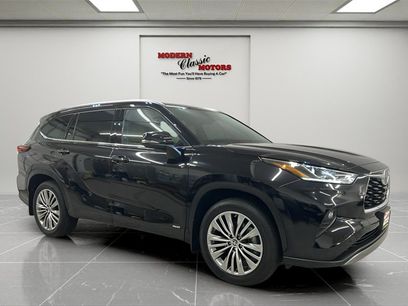 Used 2024 Toyota Highlander Platinum