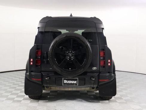Used 2022 Land Rover Defender 110 X-Dynamic HSE AWD/4WD image 5