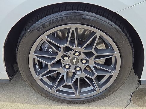 Used 2024 Ford Mustang GT Premium w/ GT Performance Package RWD image 7