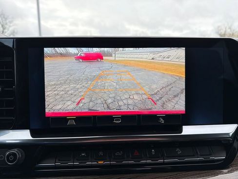 Used 2023 Chevrolet Silverado 1500 LT Trail Boss w/ Convenience Package II image 23