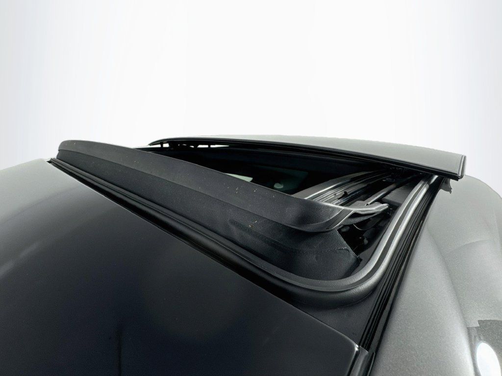Used 2021 Porsche 911 Carrera S RWD image 25