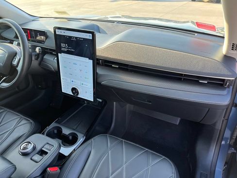 Used 2024 Ford Mustang Mach-E Select w/ Comfort Package Lite RWD image 15