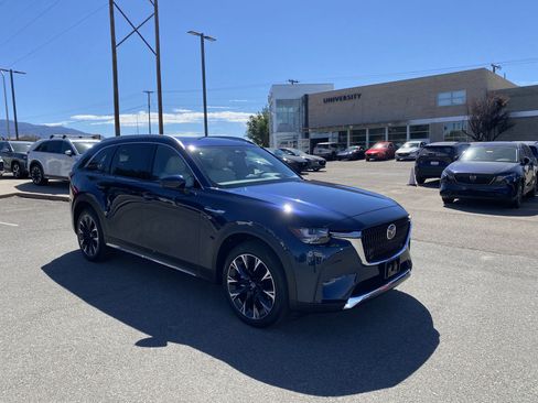 Used 2026 MAZDA CX-90 Plug-In Hybrid w/ Premium Plus AWD/4WD image 2