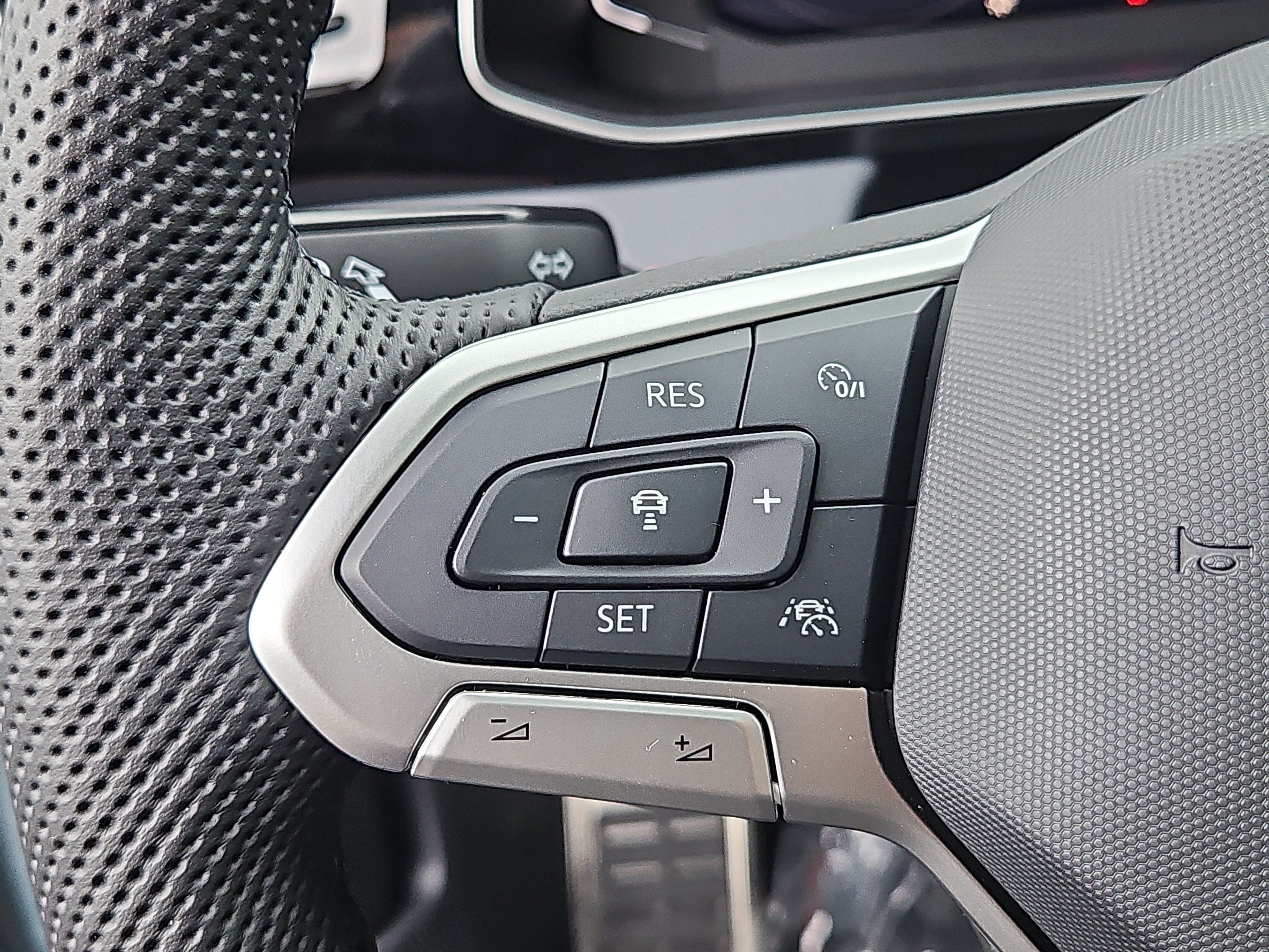 New 2026 Volkswagen Jetta GLI Autobahn FWD image 15