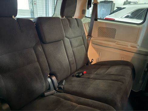 Used 2016 Dodge Grand Caravan SE w/ Quick Order Package 29E SE image 22