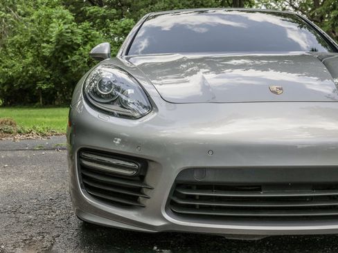 Used 2016 Porsche Panamera GTS AWD/4WD image 81