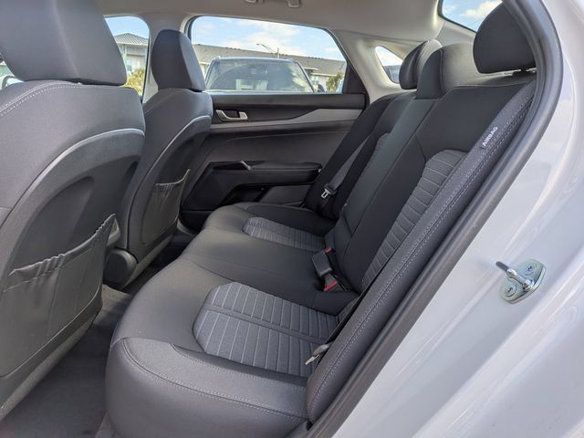 New 2026 Kia K5 LXS FWD image 15