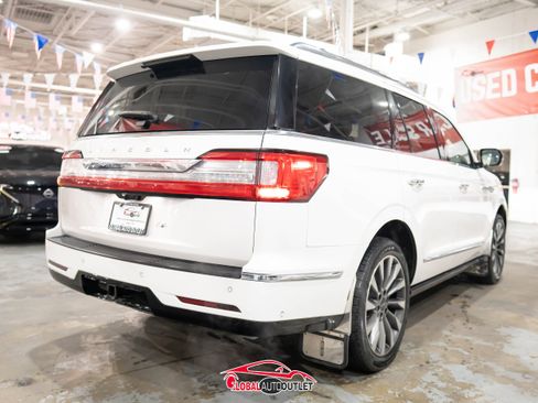 Used 2018 Lincoln Navigator Select w/ Technology Package image 7