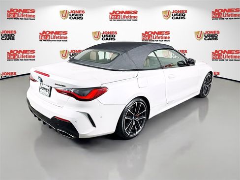 Used 2021 BMW M440i Convertible w/ Premium Package image 17
