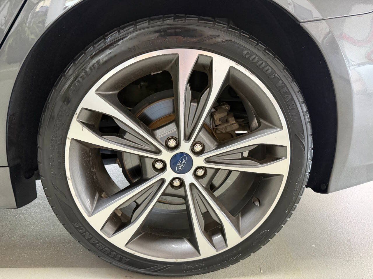 Used 2019 Ford Fusion Titanium AWD/4WD image 30