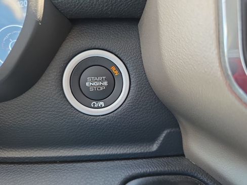 Used 2022 RAM 1500 Laramie AWD/4WD image 29