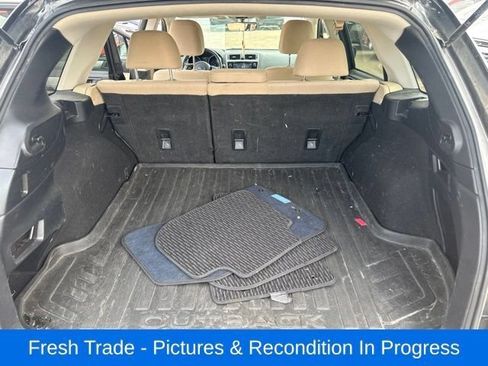 Used 2019 Subaru Outback 2.5i Premium AWD/4WD image 18