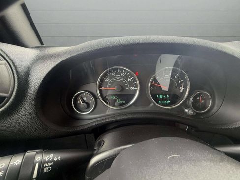 Used 2016 Jeep Wrangler Unlimited Sport w/ Quick Order Package 24S image 24