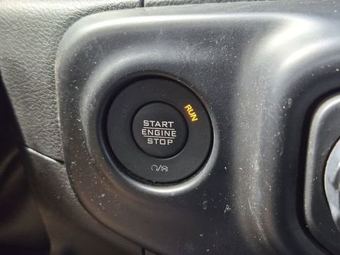 Certified 2022 Jeep Wrangler Unlimited Sport S image 23