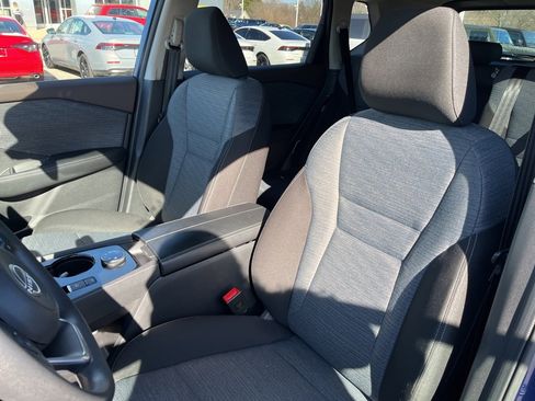 Used 2023 Nissan Rogue SV image 14