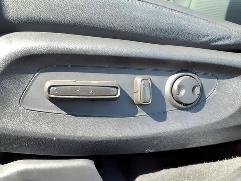 Used 2024 Honda CR-V EX-L image 17