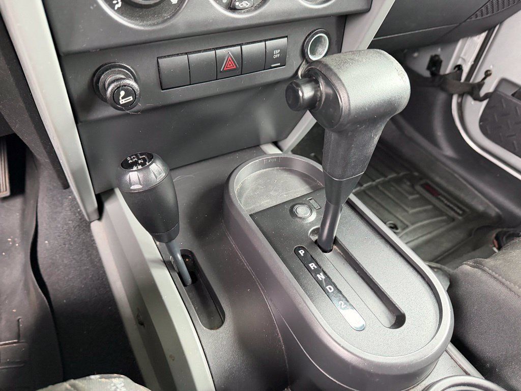 Used 2008 Jeep Wrangler X AWD/4WD image 11