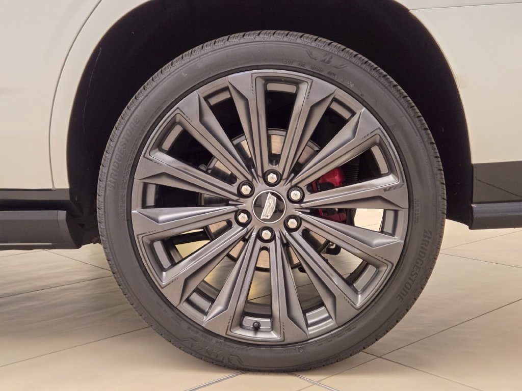 Used 2025 Cadillac Escalade V AWD/4WD image 14