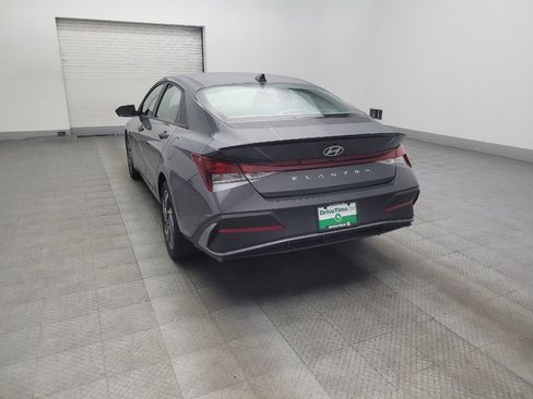 Used 2025 Hyundai Elantra Sport FWD image 5