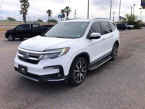 Used 2021 Honda Pilot Touring image 3