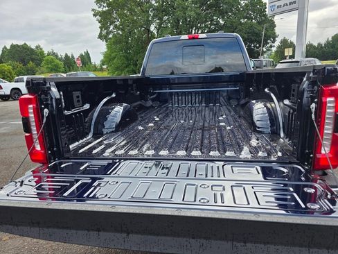 New 2025 Ford F350 Lariat w/ FX4 Off-Road Package image 29