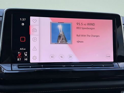 Certified 2025 Volkswagen Atlas SEL image 16