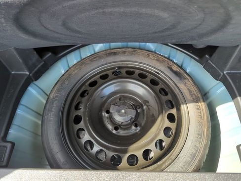 Used 2019 Chevrolet Equinox LT image 33