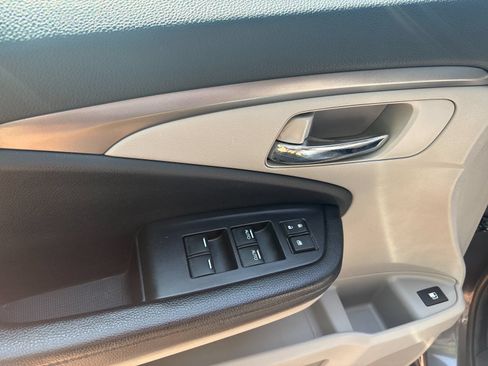 Used 2016 Honda Pilot EX image 12