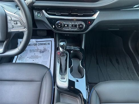 Used 2024 Buick Envista Sport Touring image 11