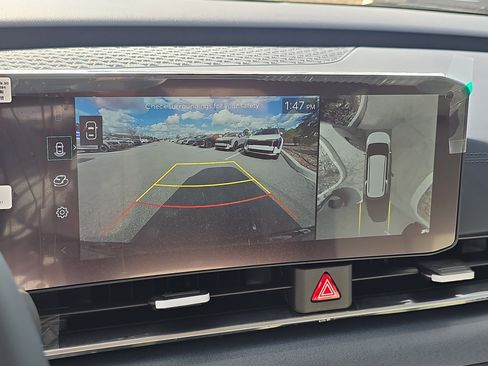 New 2026 Kia Carnival SX FWD image 25