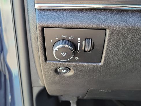 Used 2020 Jeep Grand Cherokee Limited AWD/4WD image 21